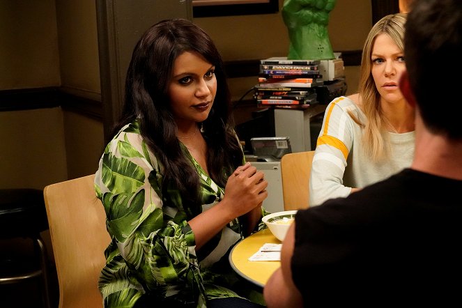 It's Always Sunny in Philadelphia - The Gang Makes Paddy's Great Again - Do filme - Mindy Kaling, Kaitlin Olson