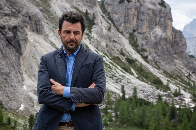Alpesi őrjárat - Season 5 - Filmfotók - Enrico Ianniello