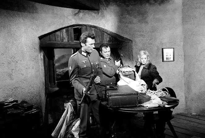 Kémek a sasfészekben - Filmfotók - Clint Eastwood, Richard Burton, Mary Ure