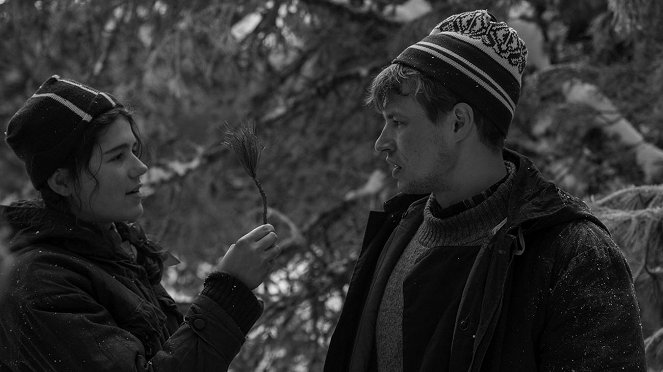 Djatlow-Pass – Tod im Schnee - Episode 4 - Filmfotos - Masha Matsel, Иван Мулин