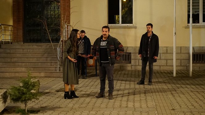 Gönül Dağı - Baba Olmak - Kuvat elokuvasta