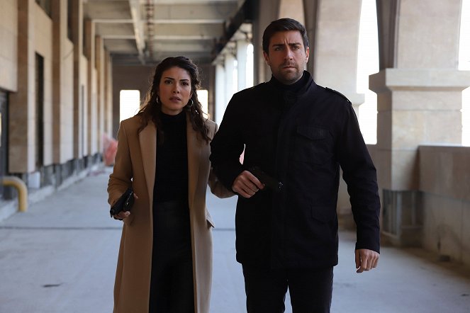 Teşkilat - Episode 11 - De la película - Deniz Baysal, Çağlar Ertuğrul