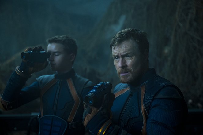 Lost in Space - Final Transmission - Photos