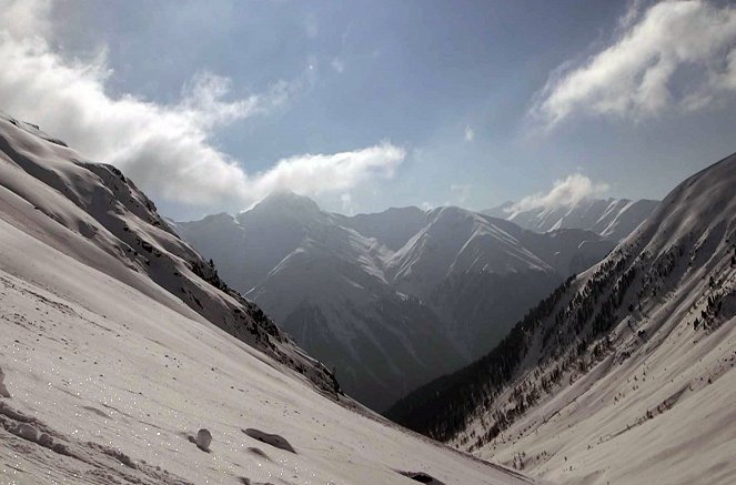 Boj o přežití v Alpách - Z filmu