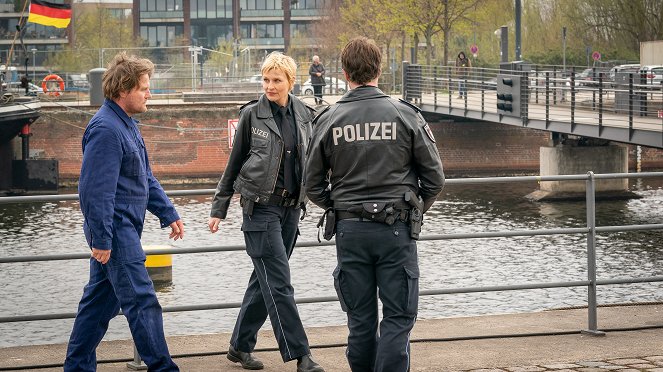 Polícia Hamburg - Überlebenskampf - Z filmu