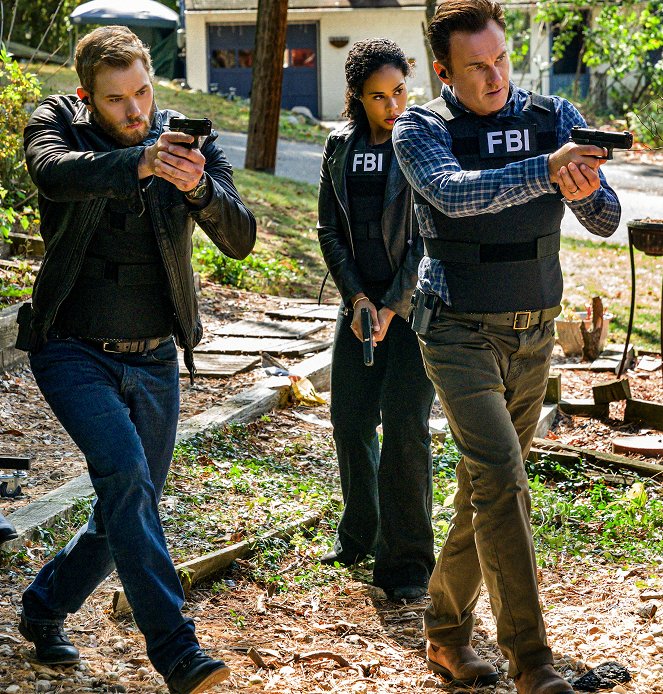 FBI: Most Wanted - Végrehajtás - Filmfotók - Kellan Lutz, Roxy Sternberg, Julian McMahon
