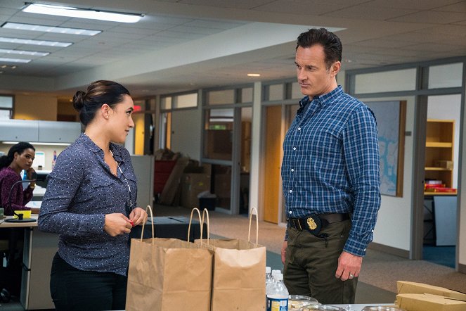 FBI: Most Wanted - Season 2 - Execute - Film - Keisha Castle-Hughes, Julian McMahon