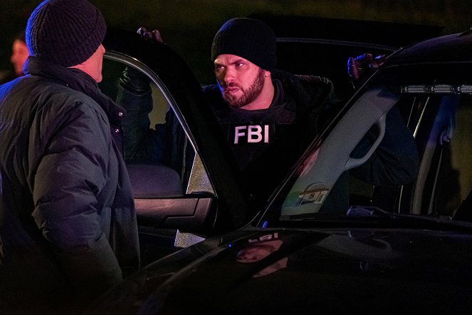 FBI: Most Wanted - Season 1 - Invisible - Photos - Kellan Lutz