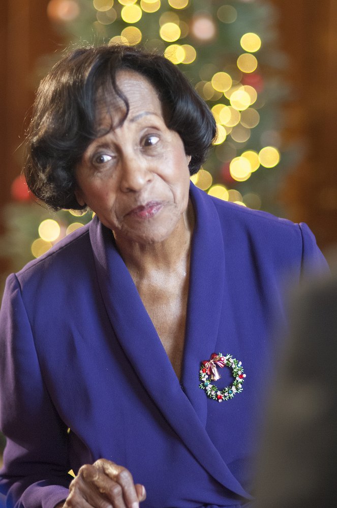 You Can't Fight Christmas - Filmfotos - Marla Gibbs