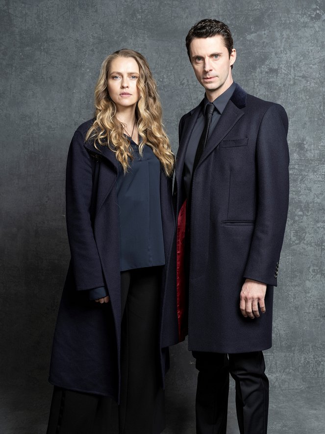 A Discovery of Witches - Season 3 - Promokuvat - Teresa Palmer, Matthew Goode