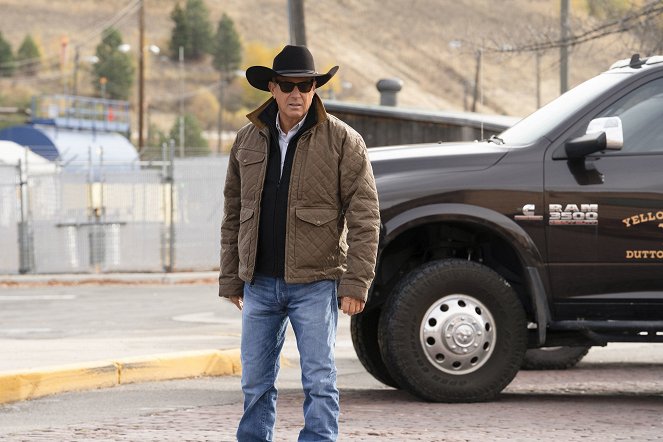 Yellowstone - Season 4 - Under a Blanket of Red - Z filmu - Kevin Costner