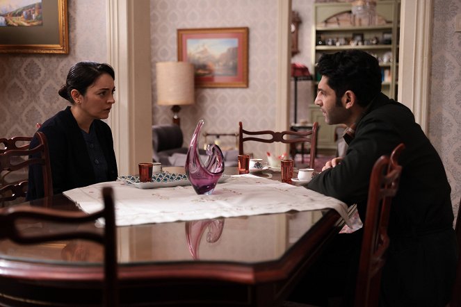 Masumlar Apartmanı - Episode 15 - Film - Ezgi Mola