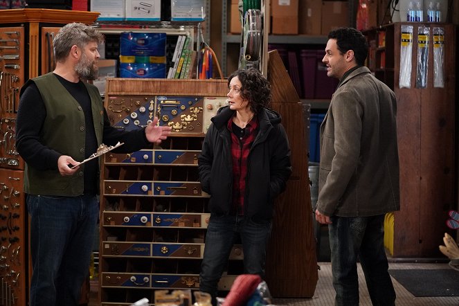 The Conners - Three Exes, Role Playing and a Waterbed - Z filmu - Jay R. Ferguson, Sara Gilbert, Andrew Leeds
