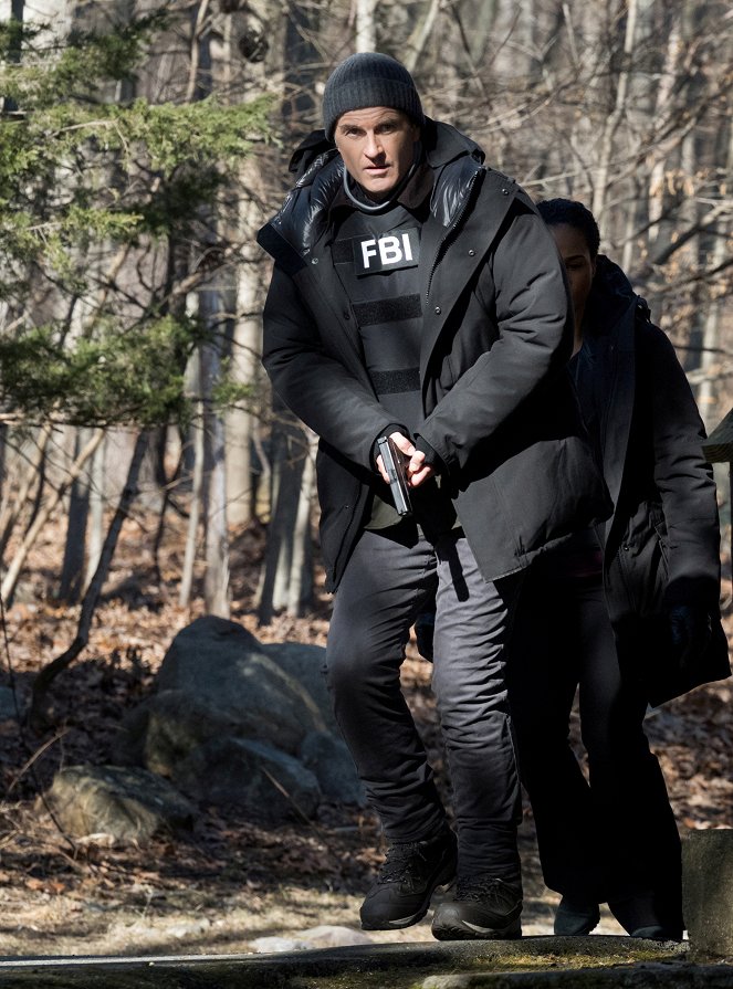 FBI: Most Wanted - Manipuliert - Filmfotos - Julian McMahon
