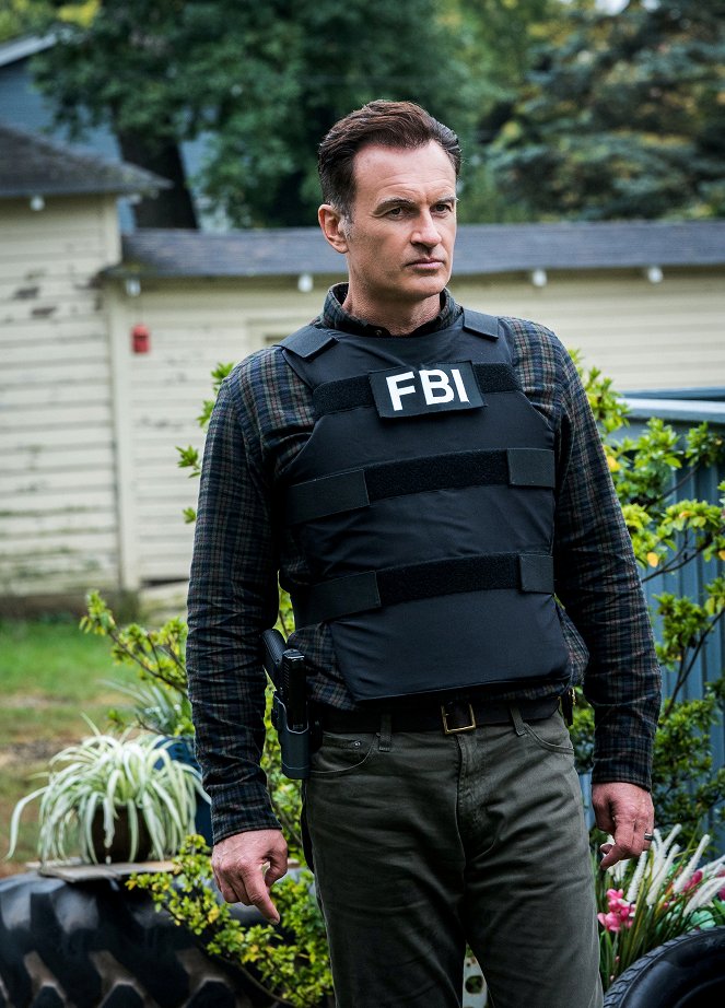 FBI: Most Wanted - Rampage - Van film - Julian McMahon