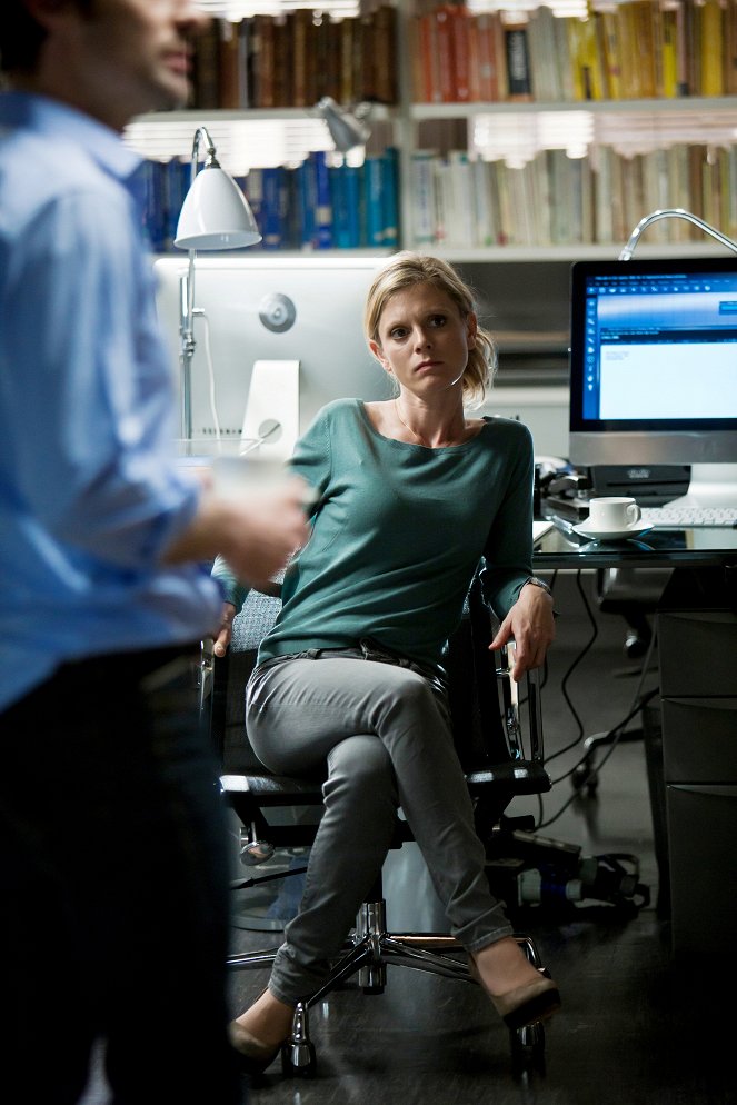Silent Witness - Season 15 - And Then I Fell in Love: Part 1 - Photos