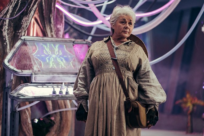 Doctor Who - Survivors of the Flux - Photos - Barbara Flynn