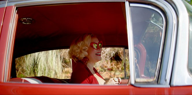 Chucky - Cape Queer - Filmfotók - Jennifer Tilly