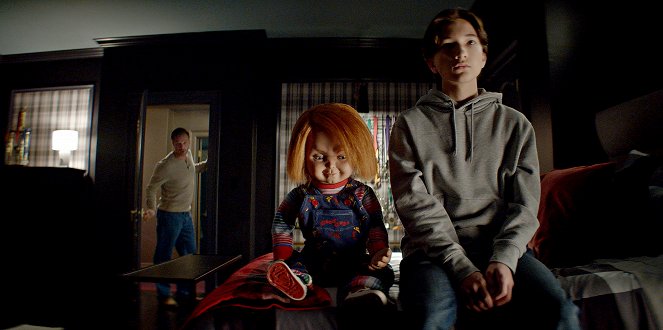 Chucky - Twice the Grieving, Double the Loss - Filmfotók - Devon Sawa, Teo Briones