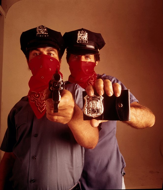 Cops and Robbers - Promoción