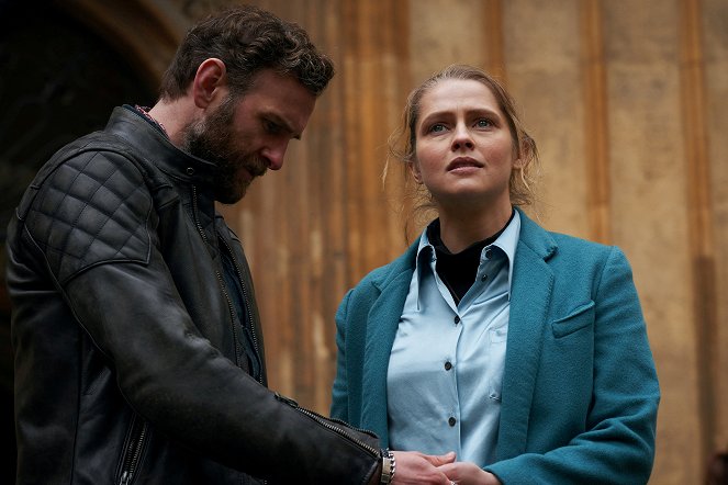 A Discovery of Witches - Leben und Tod - Filmfotos - Steven Cree, Teresa Palmer
