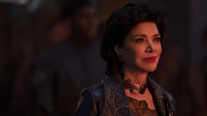 The Expanse - Why We Fight - Photos - Shohreh Aghdashloo