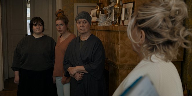 Kämppikset - Bonus- ja postikortti - De la película - Onerva Järvenpää, Thelma Siberg, Marja Packalén