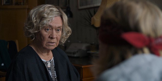 Kämppikset - Bonus- ja postikortti - De la película - Marja Packalén
