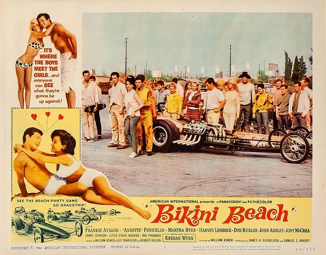 Bikini Beach - Lobby Cards