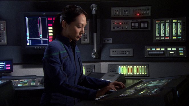 Star Trek: Enterprise - Cold Station 12 - Photos - Linda Park