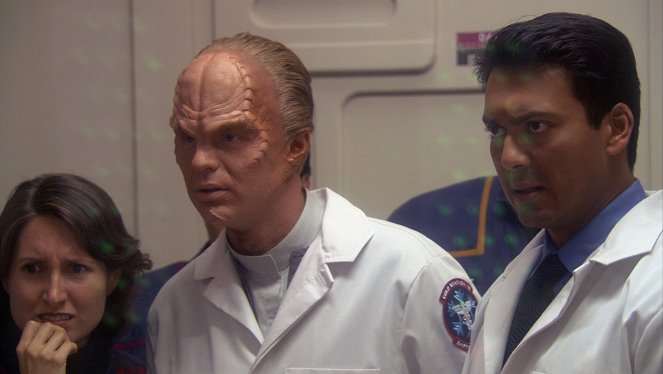 Star Trek: Enterprise - Stacja 12 - Z filmu - Kris Iyer