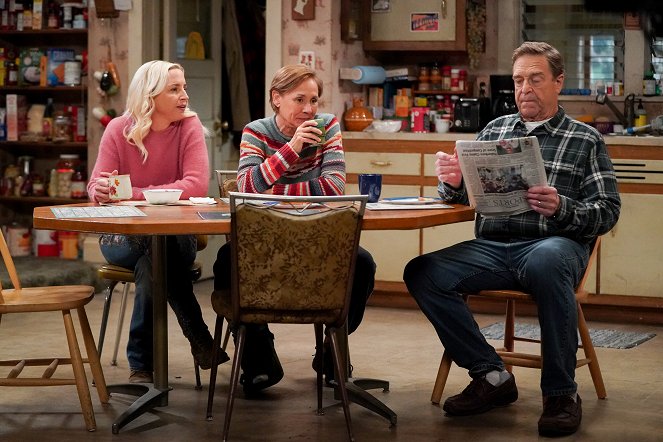 The Conners - Spills, Pills and the Midnight Lasagna - Film - Alicia Goranson, Laurie Metcalf, John Goodman