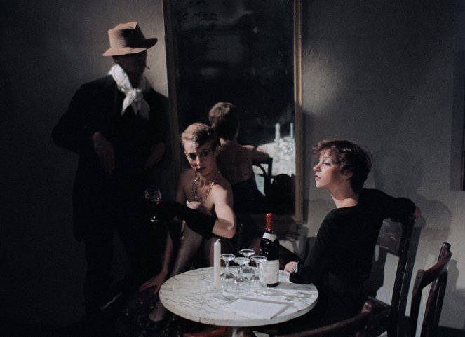 Tango (1985) ČSFD.cz