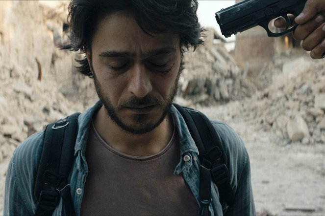 Broken Keys - De la película - Tarek Yaacoub