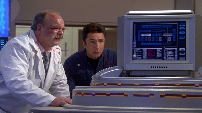 Star Trek: Enterprise - Season 4 - The Augments - Photos - Richard Riehle, Dominic Keating