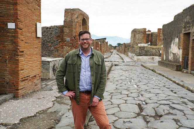 Treasures Decoded - Season 6 - Gangs of Pompeii - Photos