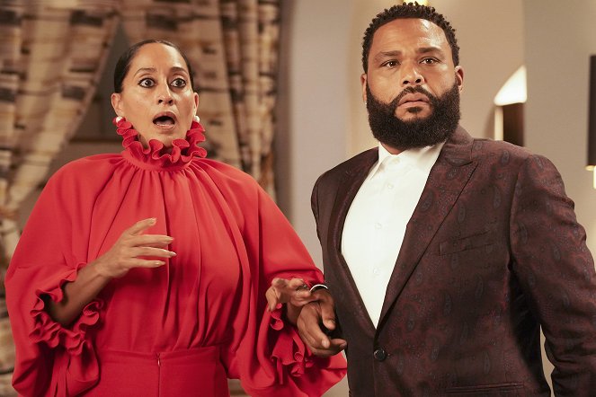 Black-ish - Season 8 - That's What Friends Are For - Van film - Tracee Ellis Ross, Anthony Anderson