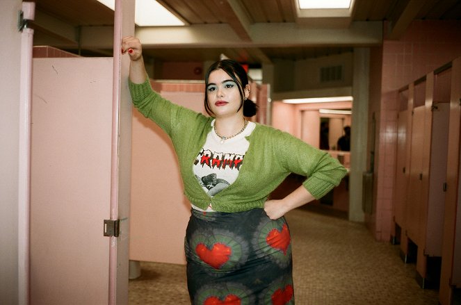 Euphoria - Out of Touch - De la película - Barbie Ferreira