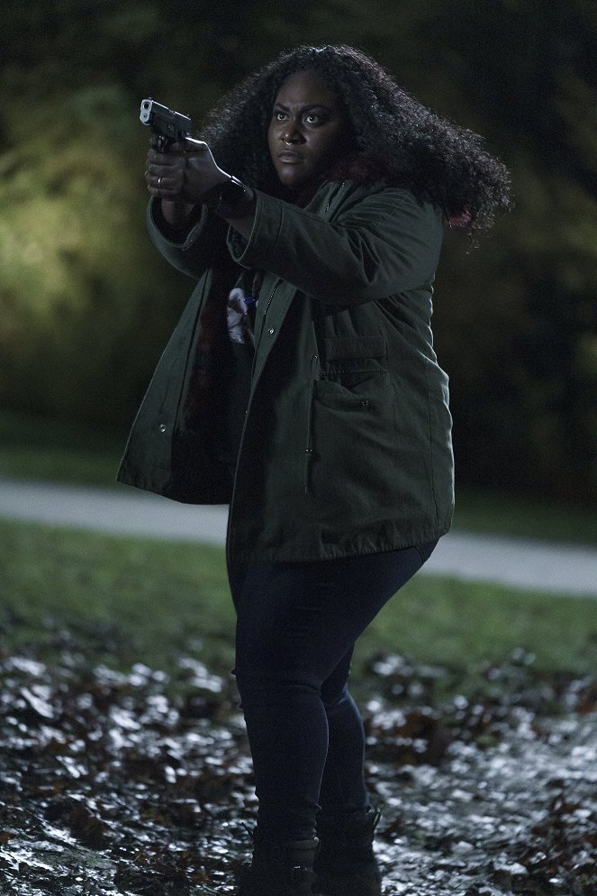 Peacemaker - Zabić Goffa - Z filmu - Danielle Brooks