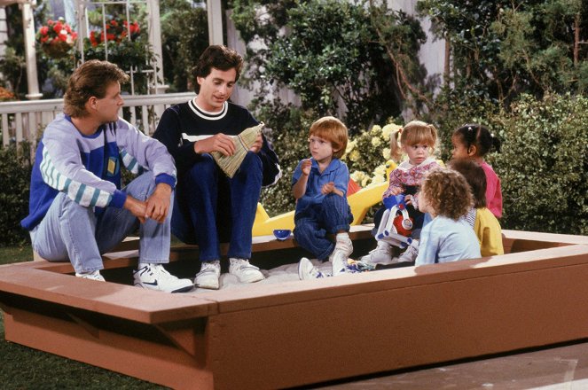 Full House - Breaking Up Is Hard to Do (in 22 Minutes) - Photos - Dave Coulier, Bob Saget