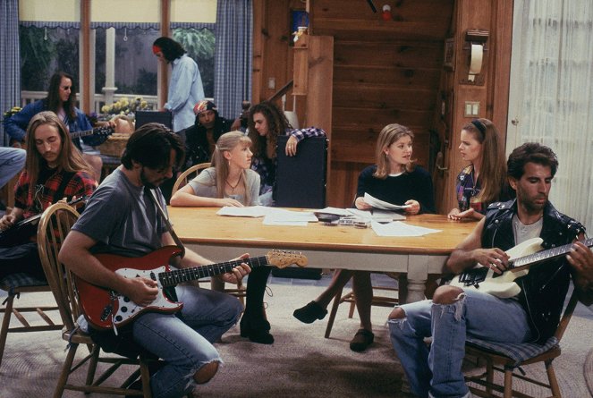 Full House - Season 8 - Joey als Lehrer - Filmfotos - Jodie Sweetin, Candace Cameron Bure, Andrea Barber