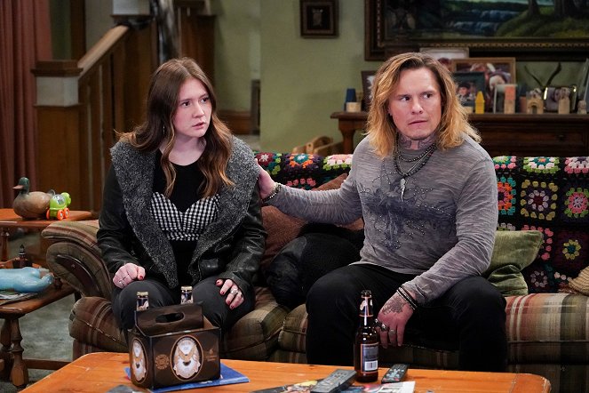 Die Conners - Patriarchs and Goddesses - Filmfotos - Emma Kenney, Tony Cavalero