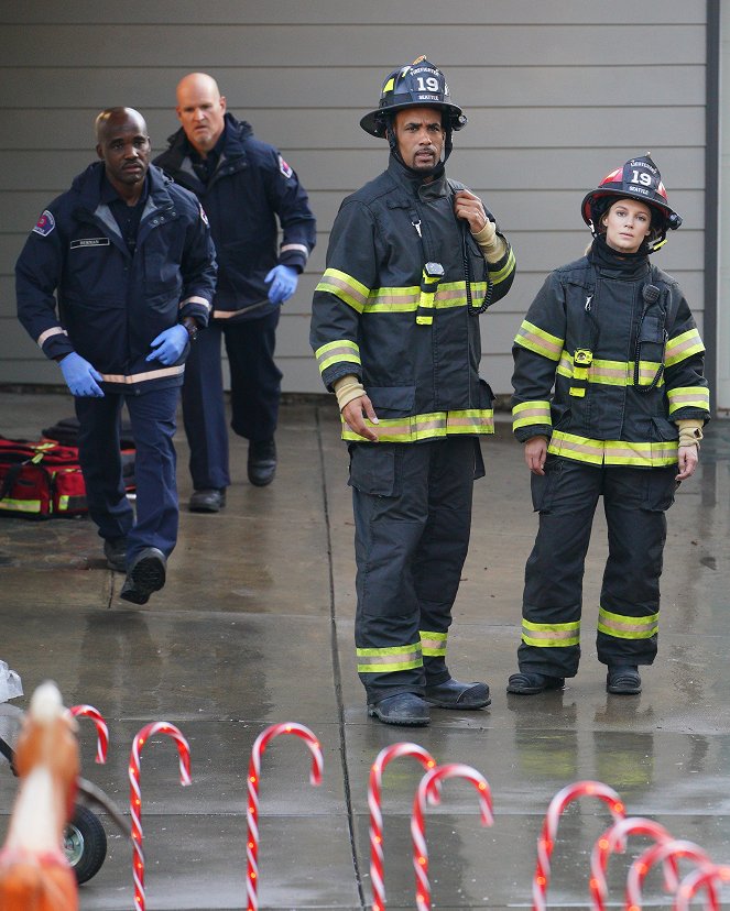 Station 19 - All I Want for Christmas Is You - Photos