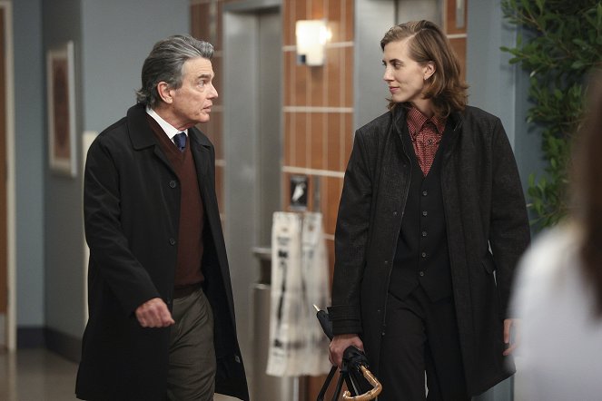 Grey's Anatomy - It Came Upon a Midnight Clear - Photos - Peter Gallagher, E.R. Fightmaster