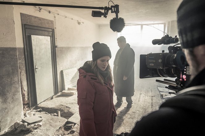 Pagan Peak - Season 2 - Tournage - Julia Jentsch