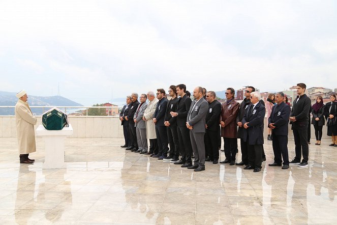 Fazilet Hanım ve Kızları - Kuvat elokuvasta