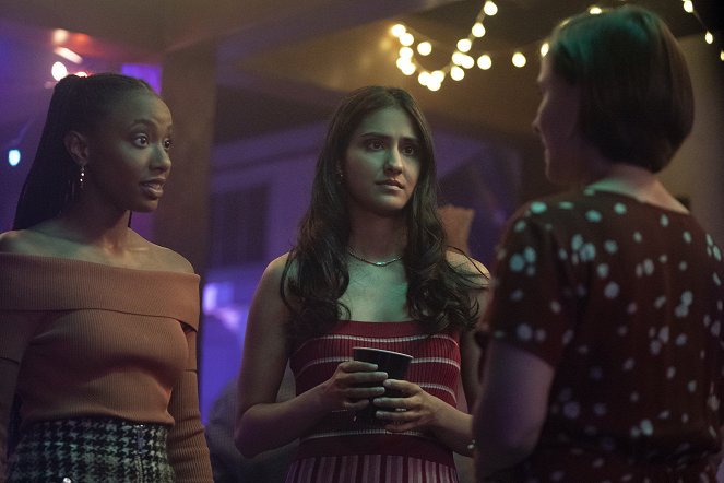 The Sex Lives of College Girls - Season 1 - The Surprise Party - Photos