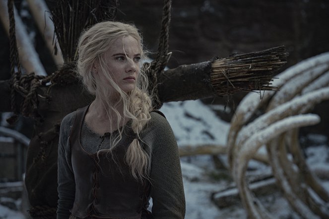 The Witcher - Season 2 - What Is Lost - Photos - Freya Allan