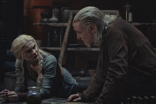 The Witcher - Season 2 - Entscheidungen - Filmfotos - Freya Allan, Kim Bodnia