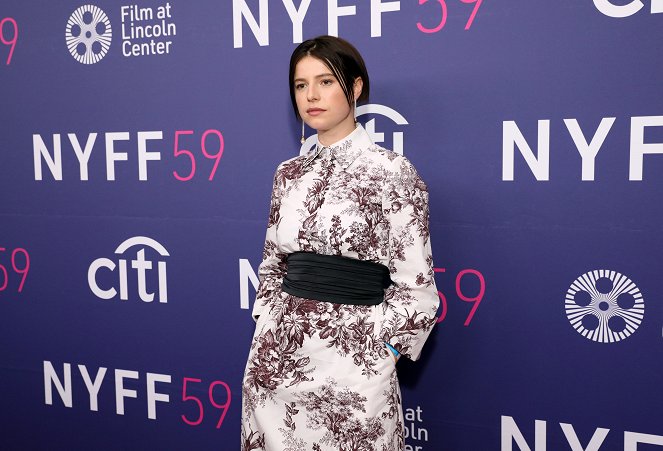 Tyttären varjo - Tapahtumista - "The Lost Daughter" premiere during the 59th New York Film Festival at Alice Tully Hall on September 29, 2021 in New York City - Jessie Buckley